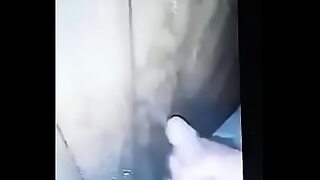 black bust nut