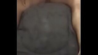 18 year girl boob show