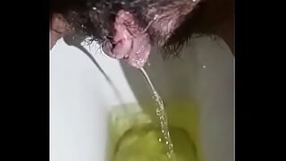 actress pissing