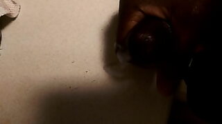 10 sec the naughty boy stripped off moms sari and fucked her hard