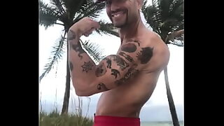 1 girl 4 boys at a time 1 in moutn 2 in vagina 1 in 2 hole