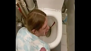 18 year old breaks the seal of the pussy with her step brothers big