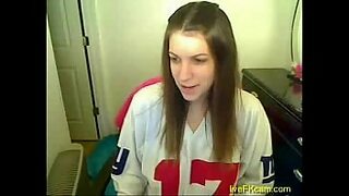1 girl 5 boys sax vidio on fast