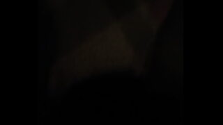 adore et lecher ma chatte en short en cuir