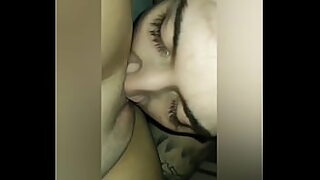1 girl 4 boys at a time 1 in moutn 2 in vagina 1 in 2 hole