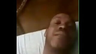1 boy xxnx 3 or 2 girk