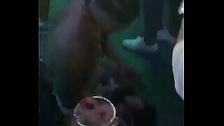 aliyah di wc