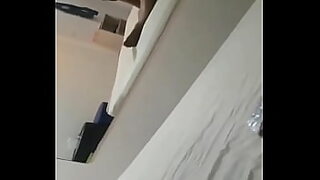 anak smp jilatin memek sambil netek