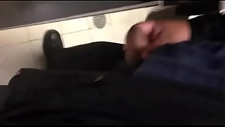 bhabhi ko pasa dhake bolaye