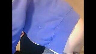 10 sec the naughty boy stripped off moms sari and fucked her hard