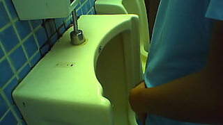 asian bathing spy