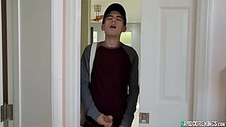 10 sec20 sec little virgin spreads the labia and shows her hymen the guy licks her hymen and then fucks her hard