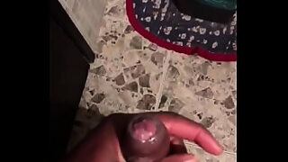 1 girl 4 boys at a time 1 in moutn 2 in vagina 1 in 2 hole