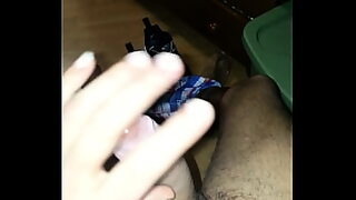 18 year old breaks the seal of the pussy with her step brothers big