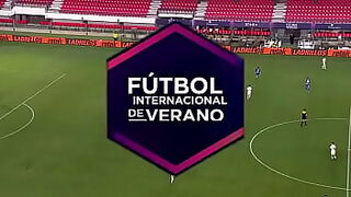 amarrada como una perra y que le den duro y fuerte