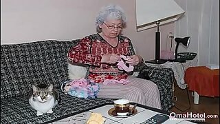 100 yrs granny fucked