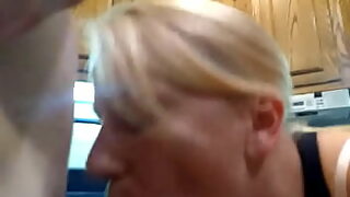 10 sec the naughty boy stripped off moms sari and fucked her hard