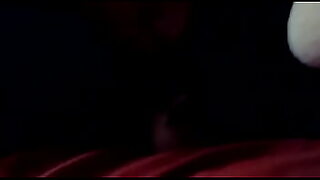 1080p un ouvrier costaud sest fait prendre en train de se branler dans un escalier