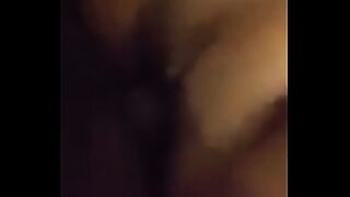 ass shaking up close to the camera