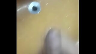 aaja piya tohe pyar do gori baiya