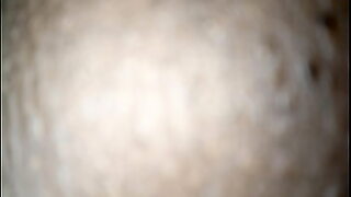 1080p un ouvrier costaud sest fait prendre en train de se branler dans un escalier