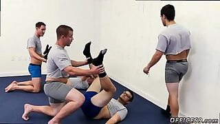10 men
