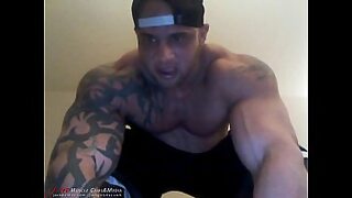 ballbusting machine