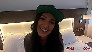1031 mia khalifa muslim babe jerks off bbc for sciene on loop xnxx com 17 may 2020