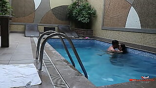 18 year old girl have a sex with 14 year old boy
