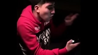 1 lobang 3 batang sampai keluar darah dari memek