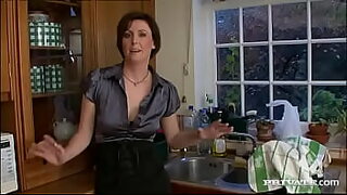 aunt seduces neice