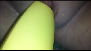 1080p un ouvrier costaud sest fait prendre en train de se branler dans un escalier