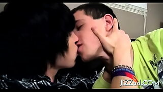 10 men