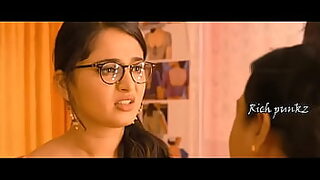 anushka sen full video