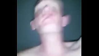 1 guy 2 girls