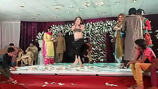18 dance hindi