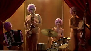 10 inch of full hot and sexy gand