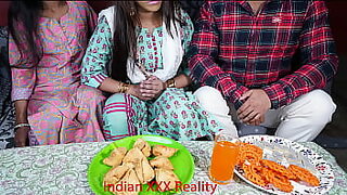 10 saal ki ladki angrejan ki jab seal pack tutati hai video