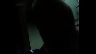 coroa dando o cu