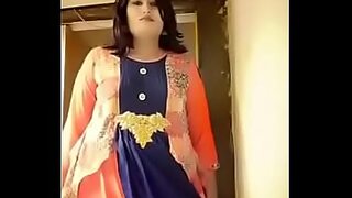 18 sal ki larki ka chuchi dabai and chudai indian