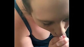 18 year old fuck in chuck e cheese parking lot