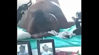 13 saal ki ladki bina kapdo me