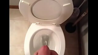 1 girl 4 boys at a time 1 in moutn 2 in vagina 1 in 2 hole