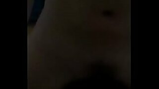 1 lobang 3 batang sampai keluar darah dari memek