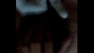 1080p un ouvrier costaud sest fait prendre en train de se branler dans un escalier