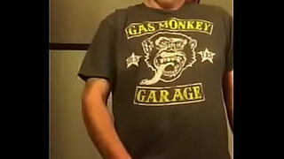 big titd mom in kitchen