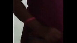 aunty remove cloth