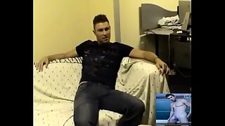 1 laki 2 perempuan