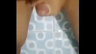 aliyahkurnia tkw sigapur viral di wc