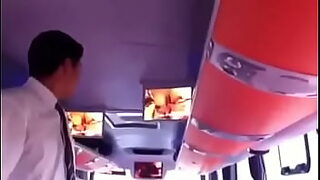 4 mujeres en carro